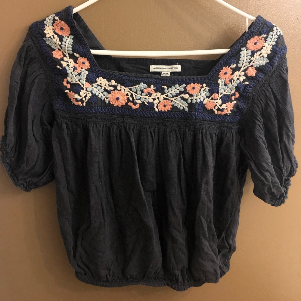 American Eagle top
